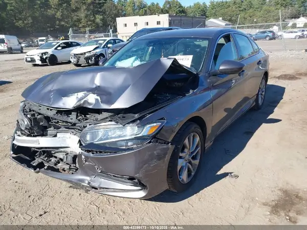 1HGCV1F12JA082475 2018 HONDA ACCORD - Image 2