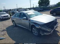 1HGCV1F12JA083013 2018 HONDA ACCORD