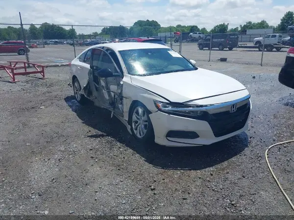 1HGCV1F12JA083335 2018 HONDA ACCORD - Image 1
