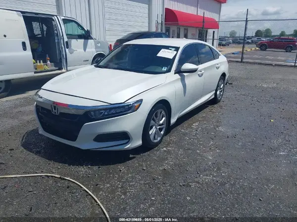1HGCV1F12JA083335 2018 HONDA ACCORD - Image 2