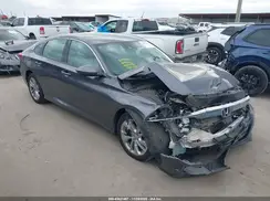 1HGCV1F12JA096957 2018 HONDA ACCORD