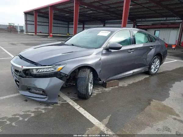 1HGCV1F12JA108797 2018 HONDA ACCORD - Image 2