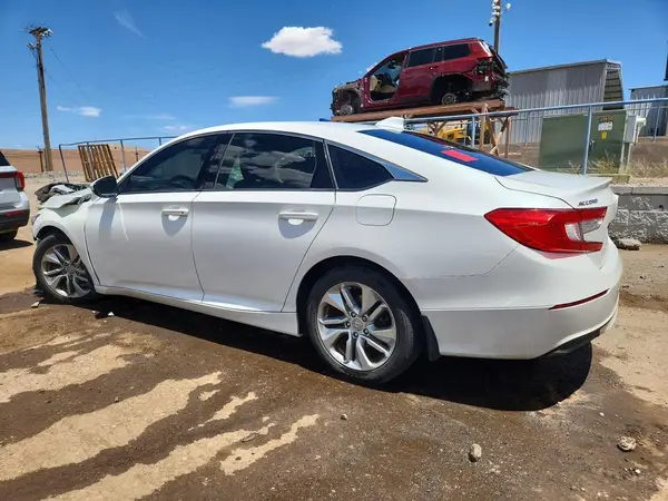 1HGCV1F12JA109741 2018 HONDA ACCORD - Image 2