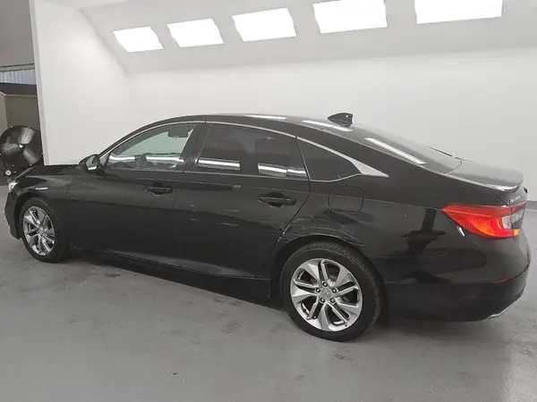 1HGCV1F12JA113921 2018 HONDA ACCORD - Image 2