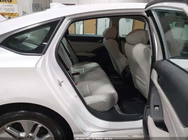 1HGCV1F12JA117242 2018 HONDA ACCORD - Image 8