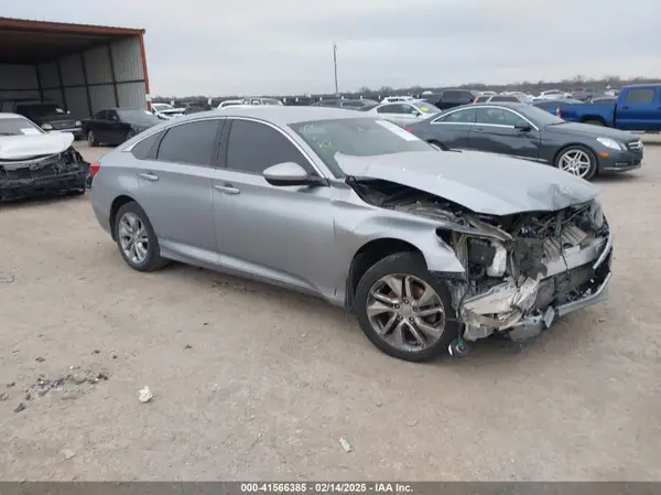 1HGCV1F12JA118973 2018 HONDA ACCORD - Image 1