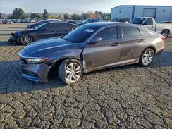 1HGCV1F12JA124854 2018 HONDA ACCORD