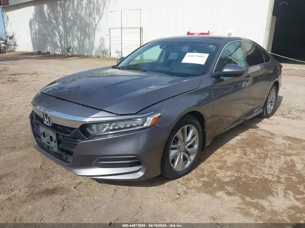 1HGCV1F12JA125213 2018 HONDA ACCORD - Image 2