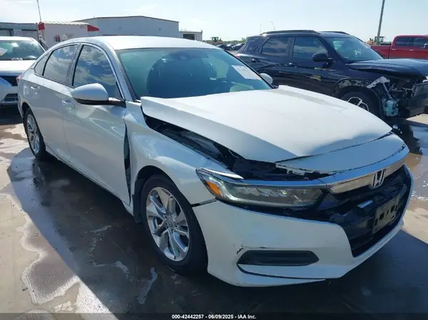 1HGCV1F12JA150449 2018 HONDA ACCORD - Image 1