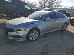 1HGCV1F12JA153982 2018 HONDA ACCORD