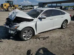 1HGCV1F12JA162472 2018 HONDA ACCORD