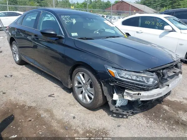 1HGCV1F12JA187811 2018 HONDA ACCORD - Image 1