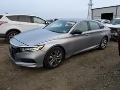 1HGCV1F12JA196850 2018 HONDA ACCORD