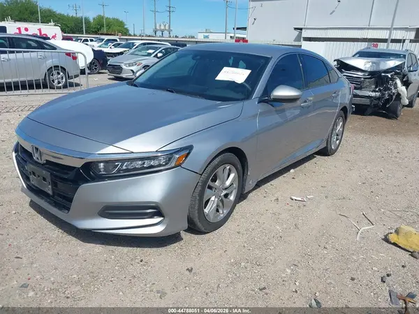 1HGCV1F12JA238031 2018 HONDA ACCORD - Image 2