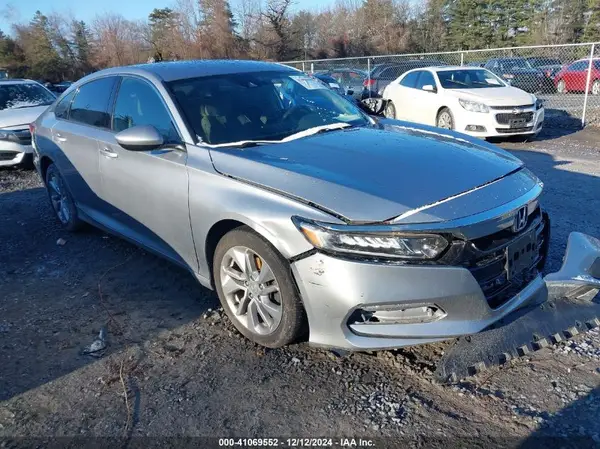 1HGCV1F12JA245285 2018 HONDA ACCORD - Image 1