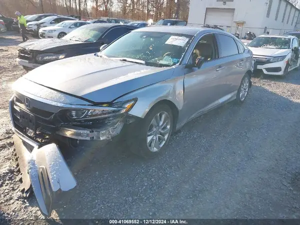 1HGCV1F12JA245285 2018 HONDA ACCORD - Image 2