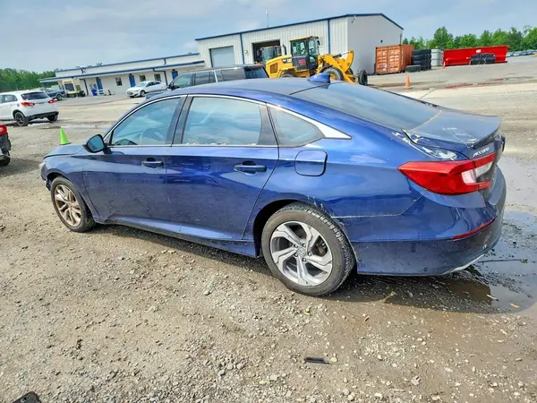 1HGCV1F12JA247442 2018 HONDA ACCORD - Image 2