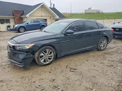 1HGCV1F12JA247909 2018 HONDA ACCORD