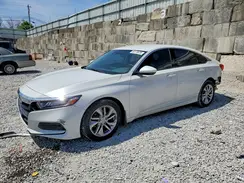 1HGCV1F12JA262037 2018 HONDA ACCORD