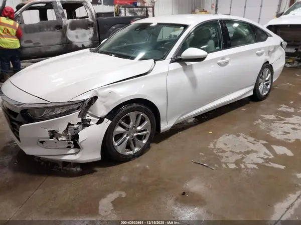1HGCV1F12JA263219 2018 HONDA ACCORD - Image 2