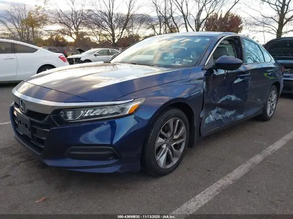 1HGCV1F12KA011990 2019 HONDA ACCORD - Image 2