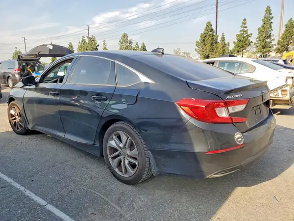 1HGCV1F12KA015943 2019 HONDA ACCORD - Image 2