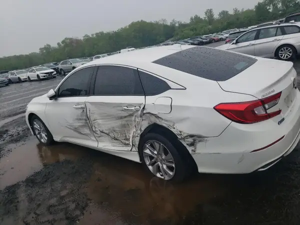 1HGCV1F12KA067606 2019 HONDA ACCORD - Image 2