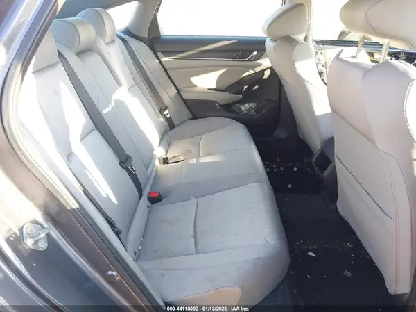 1HGCV1F12KA078041 2019 HONDA ACCORD - Image 8