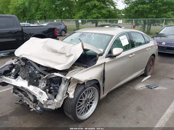 1HGCV1F12KA096376 2019 HONDA ACCORD - Image 2