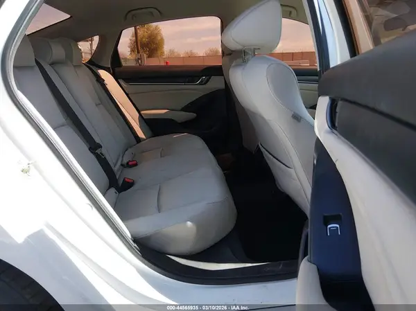 1HGCV1F12KA102998 2019 HONDA ACCORD - Image 8