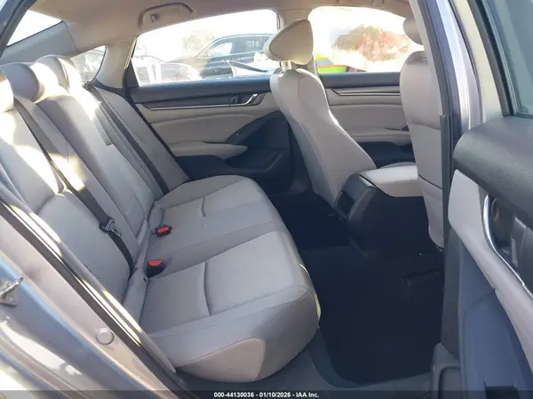1HGCV1F12KA103696 2019 HONDA ACCORD - Image 8