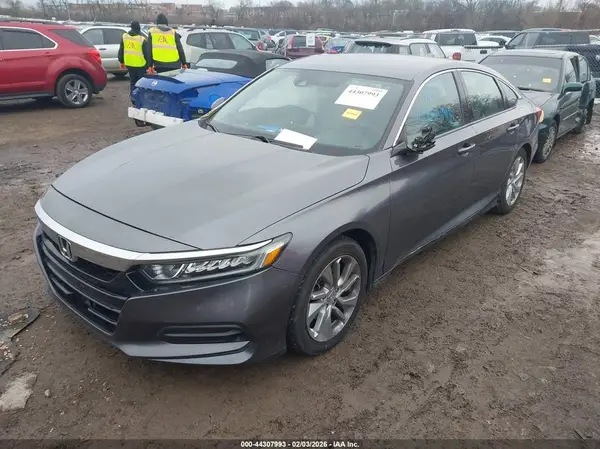 1HGCV1F12KA108266 2019 HONDA ACCORD - Image 2