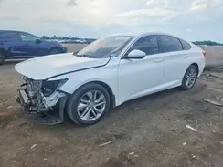 1HGCV1F12KA111300 2019 HONDA ACCORD