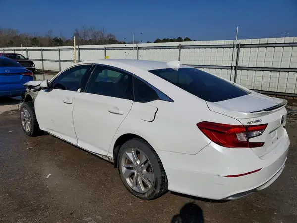 1HGCV1F12KA116089 2019 HONDA ACCORD - Image 2