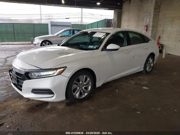 1HGCV1F12KA135001 2019 HONDA ACCORD - Image 2