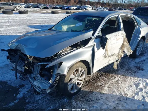 1HGCV1F12KA136410 2019 HONDA ACCORD - Image 2