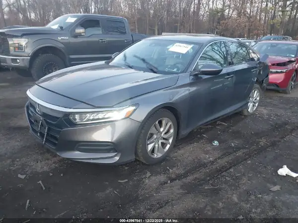 1HGCV1F12KA152462 2019 HONDA ACCORD - Image 2