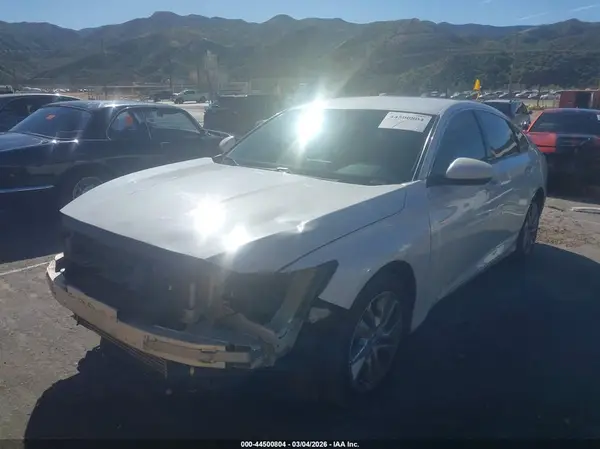 1HGCV1F12KA157810 2019 HONDA ACCORD - Image 2