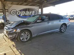 1HGCV1F12KA160027 2019 HONDA ACCORD