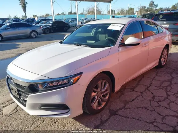 1HGCV1F12KA168869 2019 HONDA ACCORD - Image 2