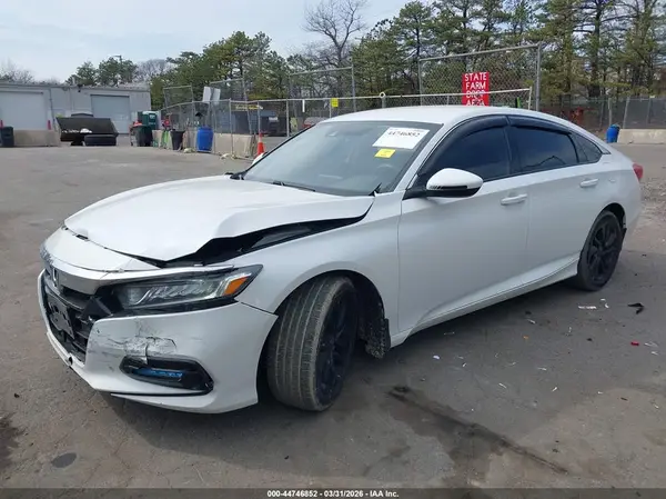 1HGCV1F12KA173912 2019 HONDA ACCORD - Image 2