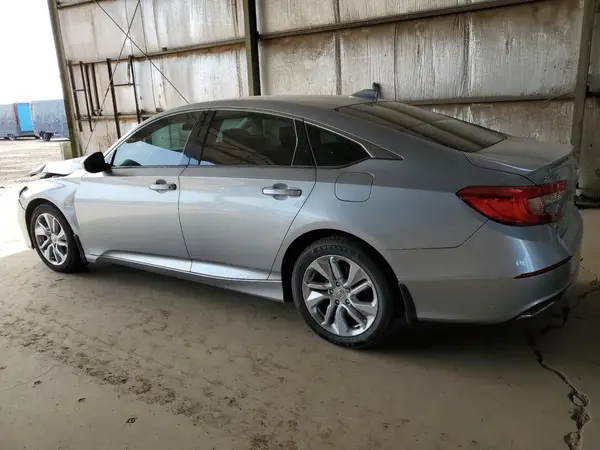 1HGCV1F12KA174025 2019 HONDA ACCORD - Image 2