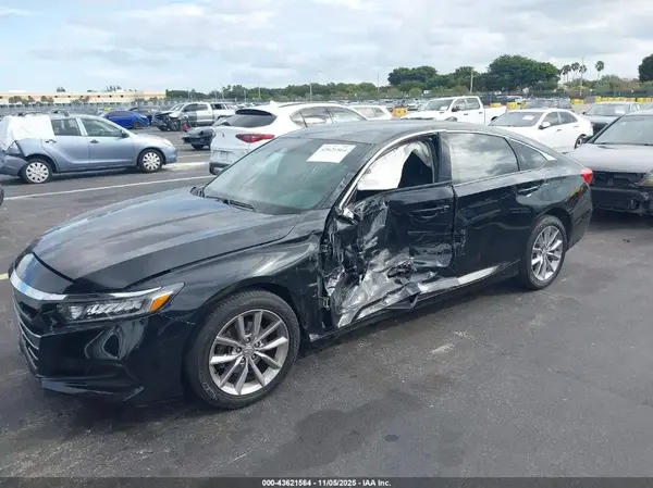 1HGCV1F12MA045155 2021 HONDA ACCORD - Image 2