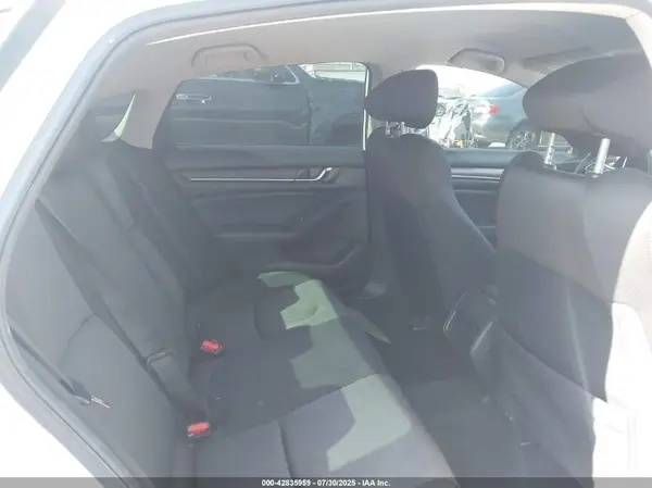 1HGCV1F12MA114118 2021 HONDA ACCORD - Image 8