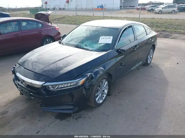 1HGCV1F12NA021682 2022 HONDA ACCORD - Image 2