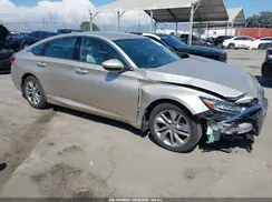 1HGCV1F13JA006702 2018 HONDA ACCORD