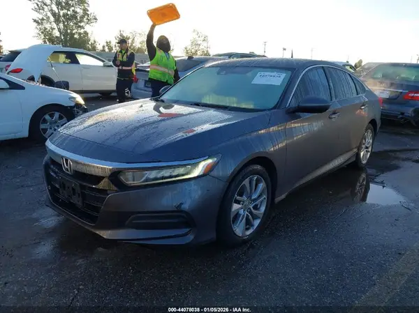1HGCV1F13JA009602 2018 HONDA ACCORD - Image 2