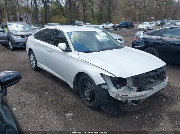 1HGCV1F13JA018882 2018 HONDA ACCORD - Image 1