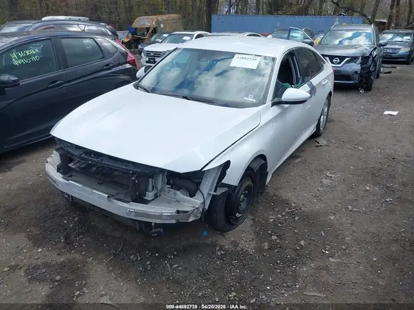 1HGCV1F13JA018882 2018 HONDA ACCORD - Image 2