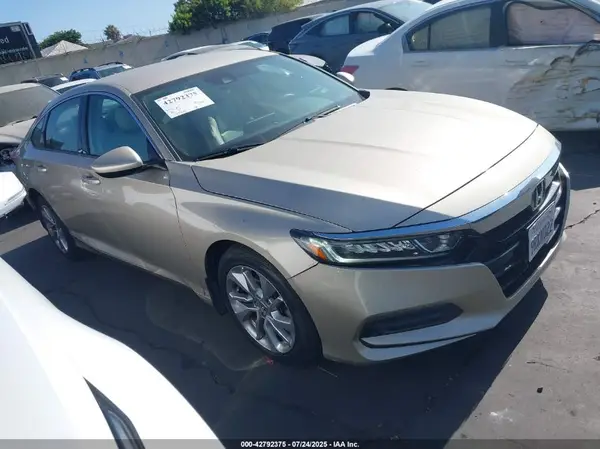 1HGCV1F13JA036637 2018 HONDA ACCORD - Image 1
